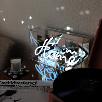 Glas-Neonschild 'Home'