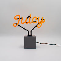 Neonschild 'Juicy'
