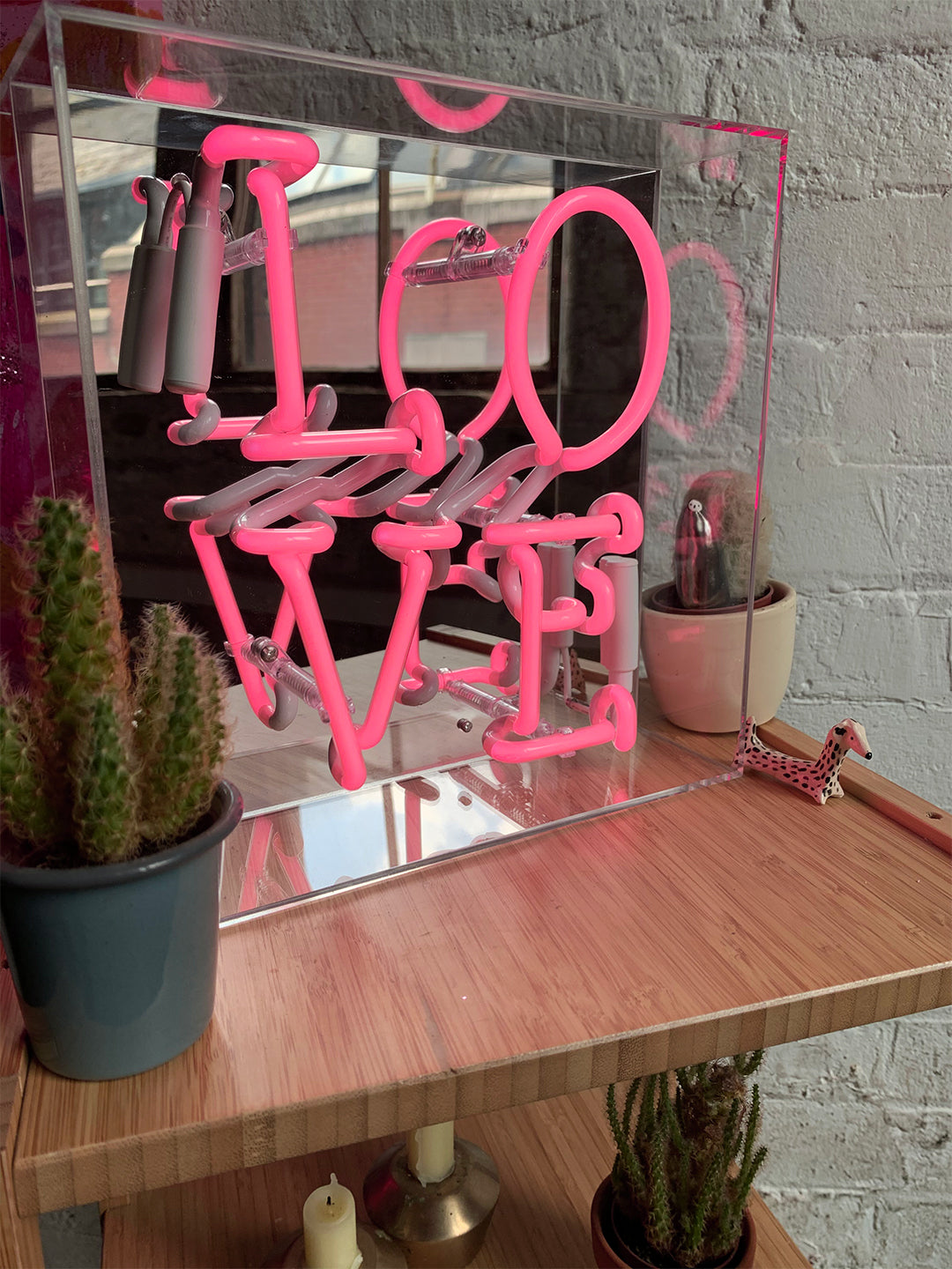 Enseigne néon en verre 'Love'