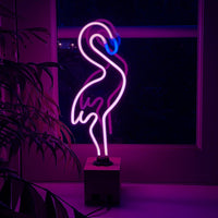 "Flamingo" en néon avec base en béton  