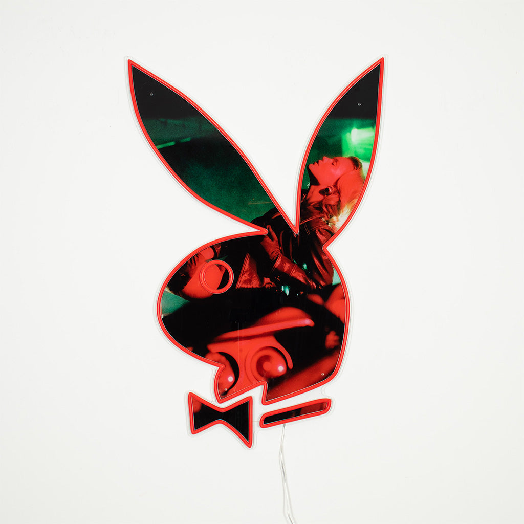 Playboy X Locomocean - Collage Playboy Bunny LED de neón para montaje en pared (Pre-Orden)