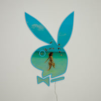 Playboy X Locomocean - Collage Playboy Bunny LED de neón para montaje en pared (Pre-Orden)