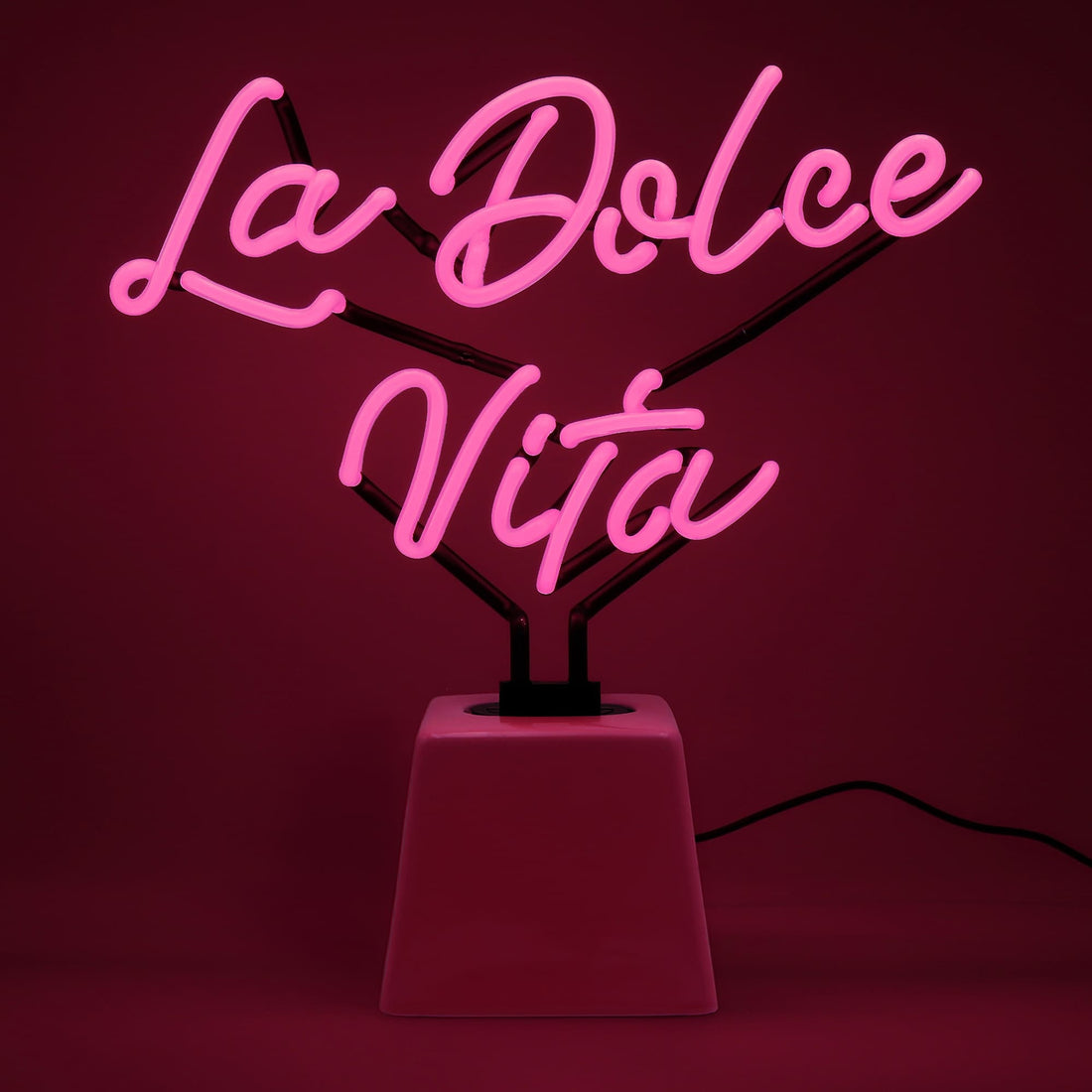 La Dolce Vita Pink: Ceramic Base Glass Neon
