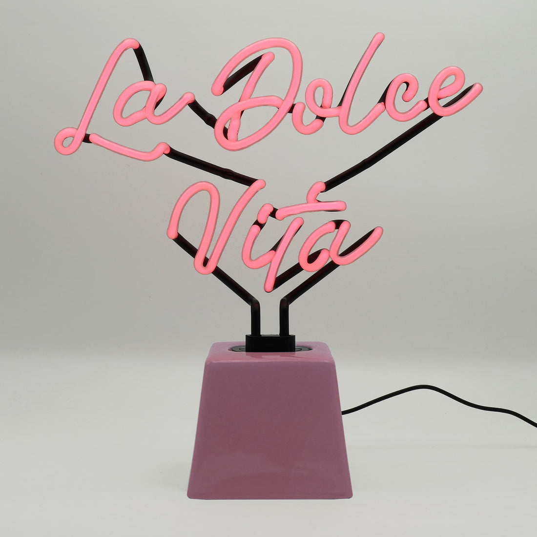 La Dolce Vita Pink: Ceramic Base Glass Neon