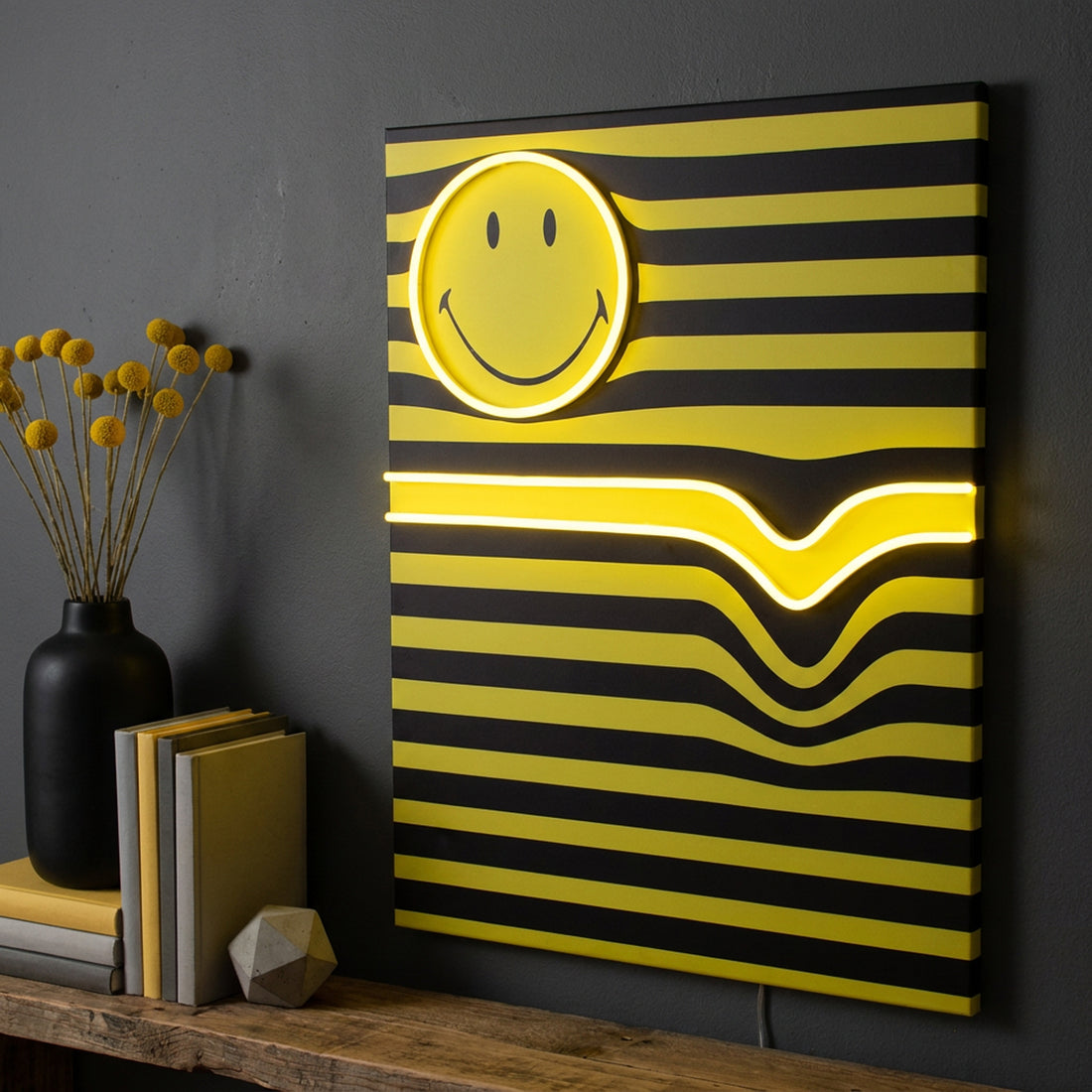 Liquid Smile: The Original Smiley LED Neon Canvas
