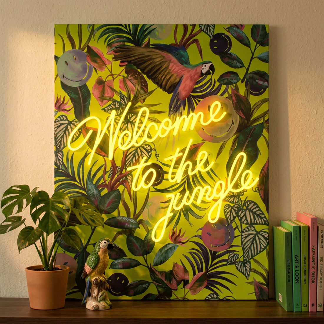 Welcome to the jungle Green: The Original Smiley LED Neon Canvas