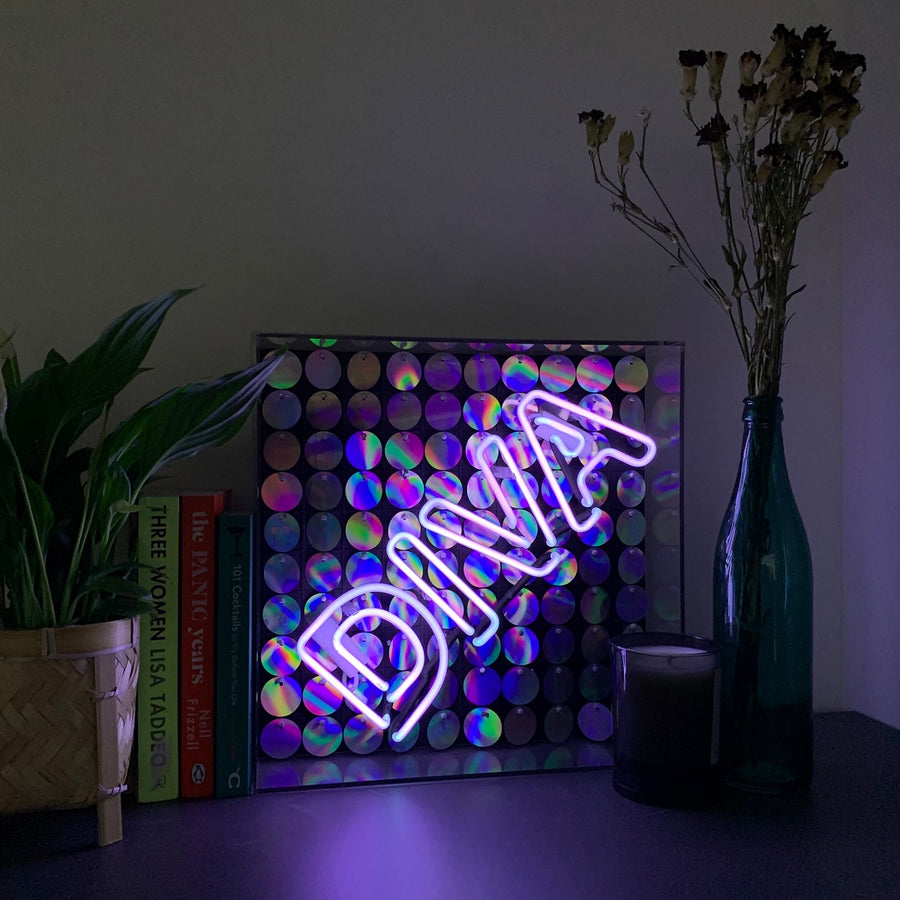 Scatola acrilica 'Diva' Neon Light con paillettes