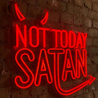 Cartello da parete a LED al neon rosso 'Not Today Satan' (Non oggi Satana)