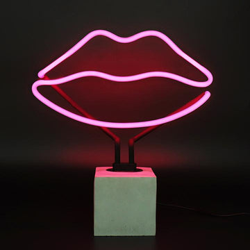 Neon 'Lips' Sign - Locomocean