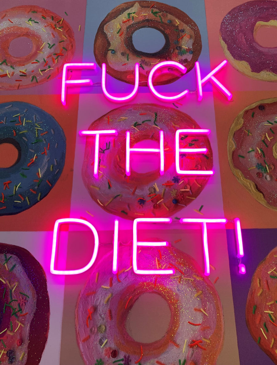 Opera d'arte da parete 'F the Diet' con LED al neon (classificata R) - PICCOLA
